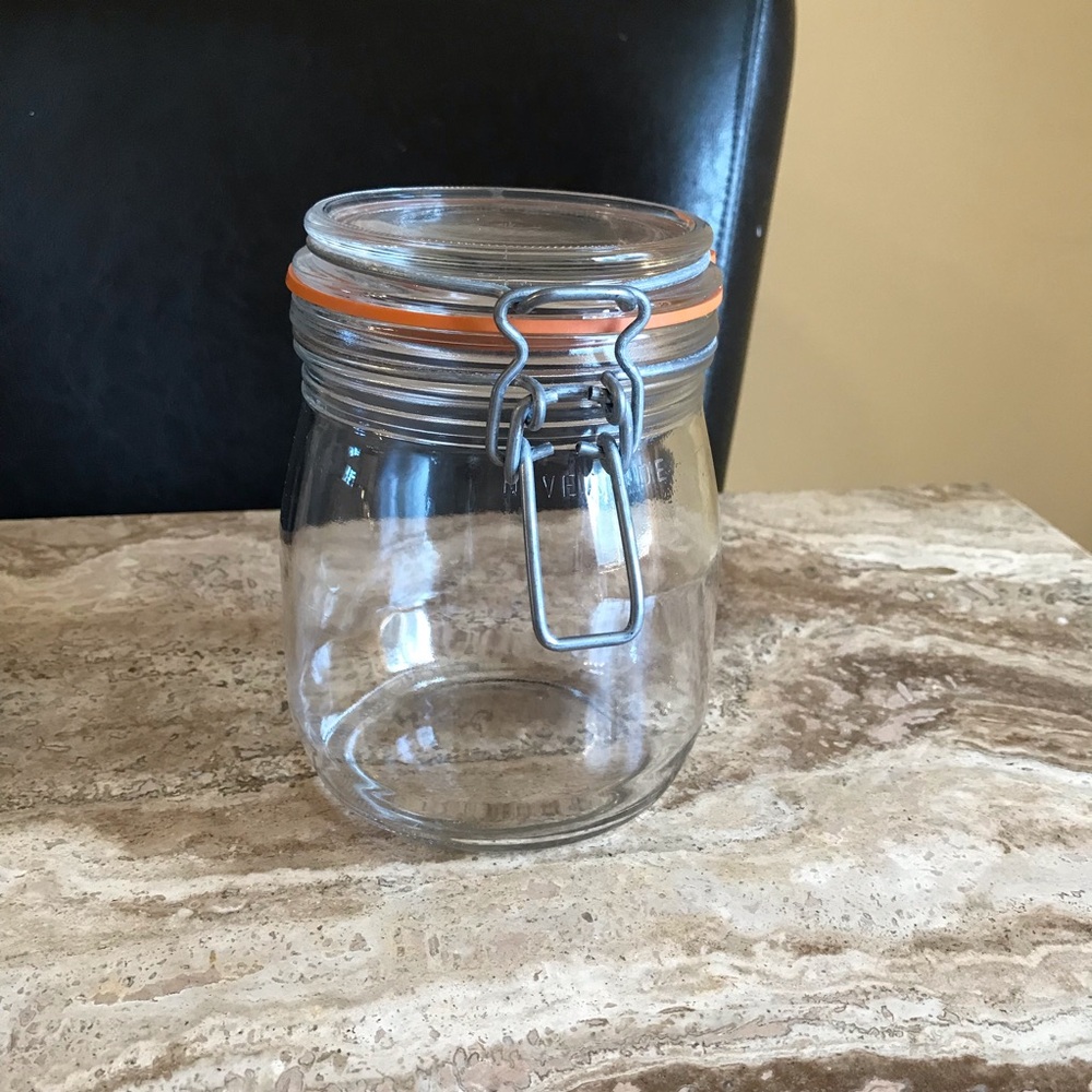 Glass Canister Jar Arc France with rubber seal 3/4L